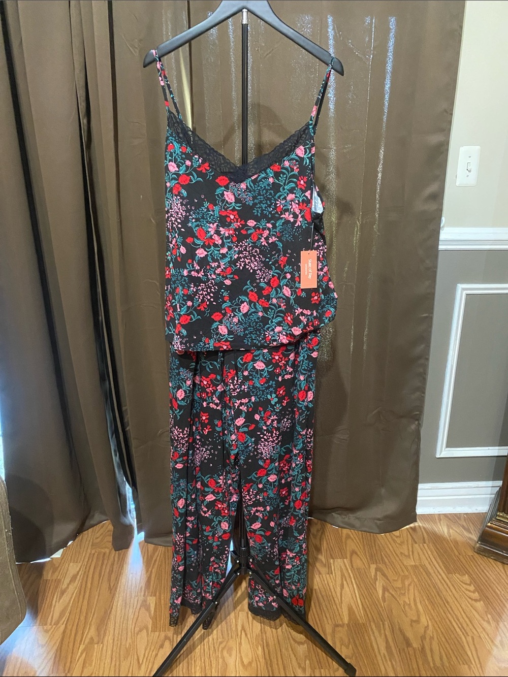 Floral Lace-Trim Cami & Wide-Leg Pajama Set - Black Floral